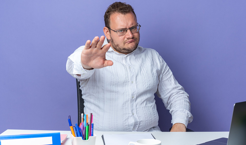 SESGOS EN RRHH: LA CONDENA INVISIBLE QUE DAÑA EL TALENTO DENTRO Y FUERA DE LA EMPRESA